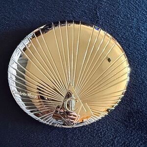 Charlotte Tilbury airbrush matte bronzer 2 very lightly used   No box